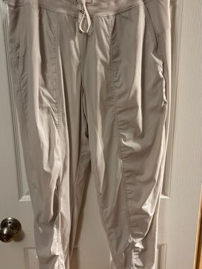 Lululemon Dance Studio Mid-Rise Joggers